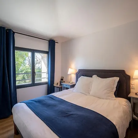 Chateau De Loubejac Hotel