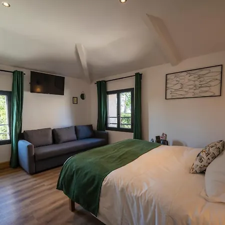 Chateau De Loubejac 3*