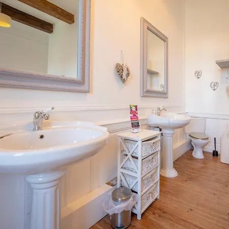 Chateau De Loubejac Hotel 3*