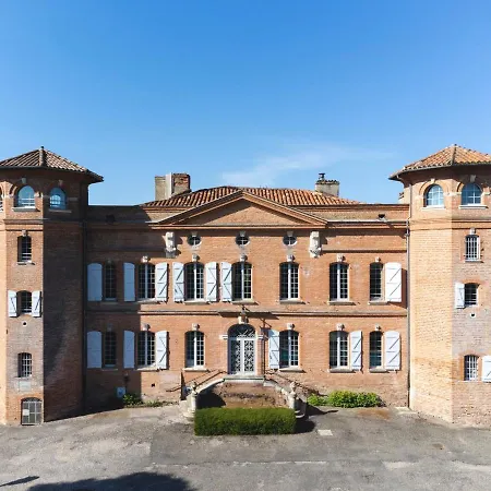 Chateau De Loubejac 3* Montauban