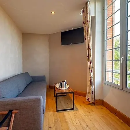 Chateau De Loubejac 3* Lamothe-Capdeville