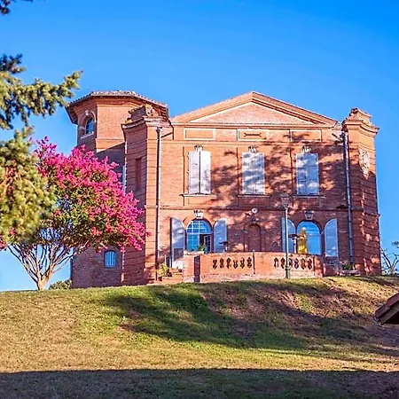 Chateau De Loubejac
