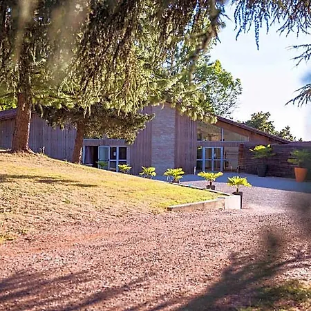 Chateau De Loubejac ホテル 3*