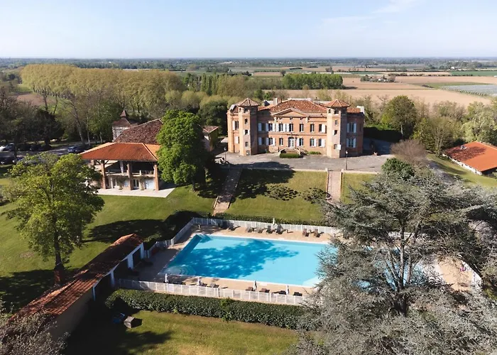 Château De Loubéjac 3*