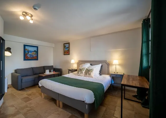 Château De Loubéjac 3* Lamothe-Capdeville