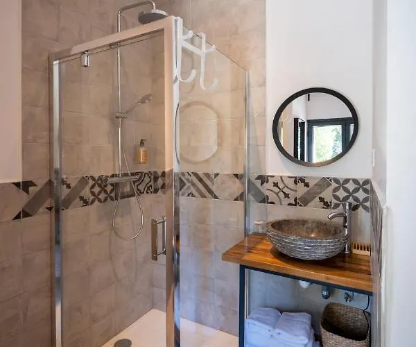 Hotel Château De Loubéjac 3*