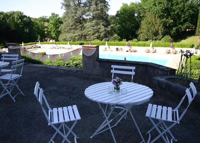 Château De Loubéjac Hotel 3*